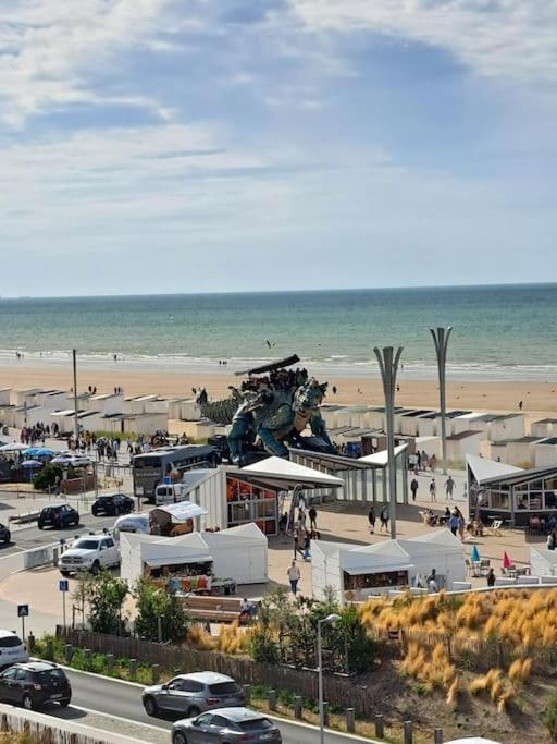 Plage De Calais, Vue Sur Mer! Bagian luar foto