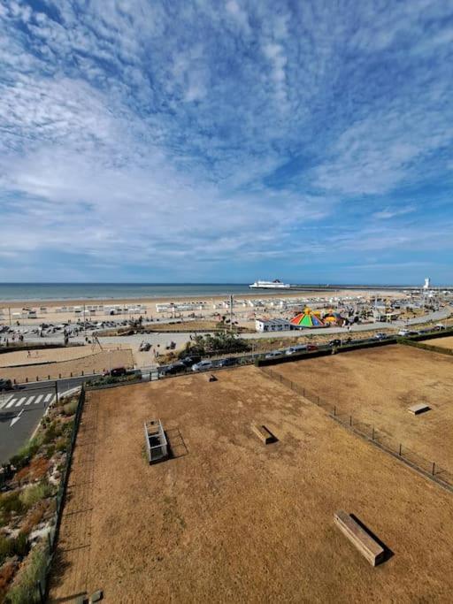 Plage De Calais, Vue Sur Mer! Bagian luar foto